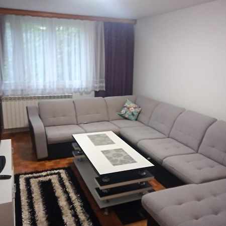 Ferienwohnung Near Sarajevo Airport Exterior foto